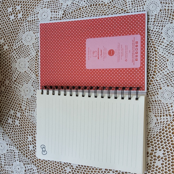 Hello Kitty Spiral Notebook NEW - Picture 3 of 6